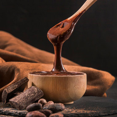 خواص شکلات تلخ ـ فواید جالب این خوردنی جذاب