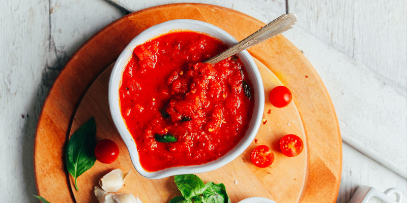 طرز تهیه سس اسپاگتی خانگی با گوجهفرنگی تازه