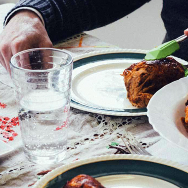 هر قسمت مرغ چقدر کالری دارد؟