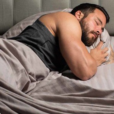 از تاثیر خواب بر رشد عضلات غافل نشوید