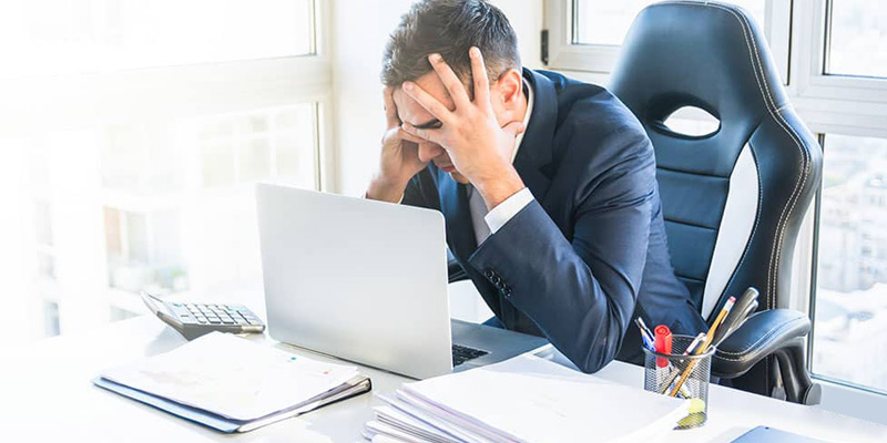 علائم افسردگی کدامند و چگونه بر آن غلبه کنیم؟