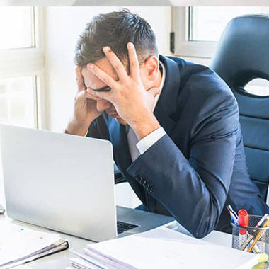علائم افسردگی کدامند و چگونه بر آن غلبه کنیم؟