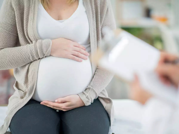 علائم کیست آندومتریوز و بارداری
