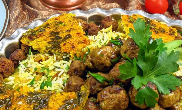 طرز تهیه کلم پلو شیرازی با گوشت قلقلی