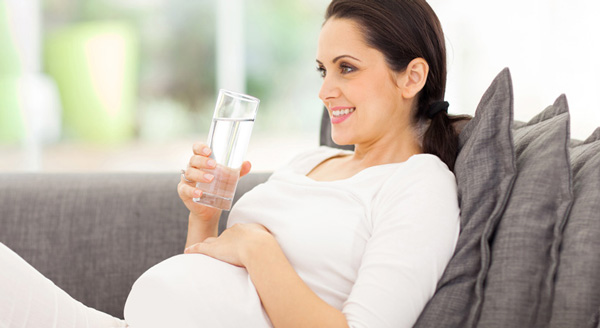 چه غذاهایی برای بارداری مفید است
