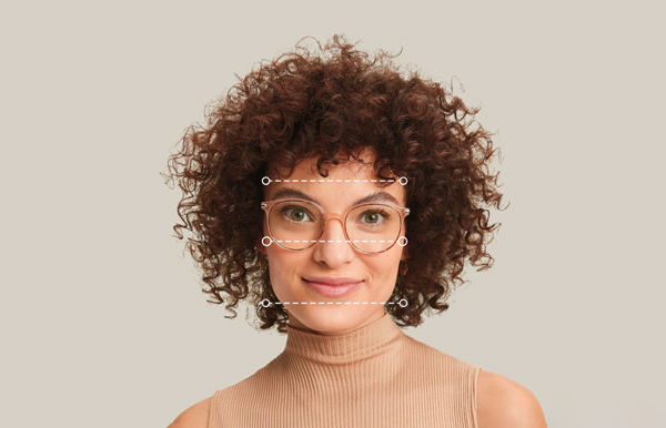 عینک مناسب برای صورت مربع شکل