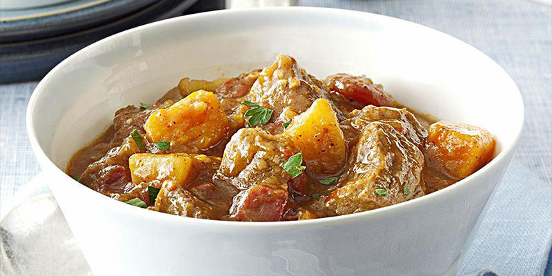 طرز تهیه خورشت کدو حلوایی با آلو بخارا و رب انار
