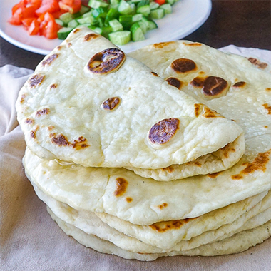 طرز تهیه نان خانگی بدون فر (نان ماست)